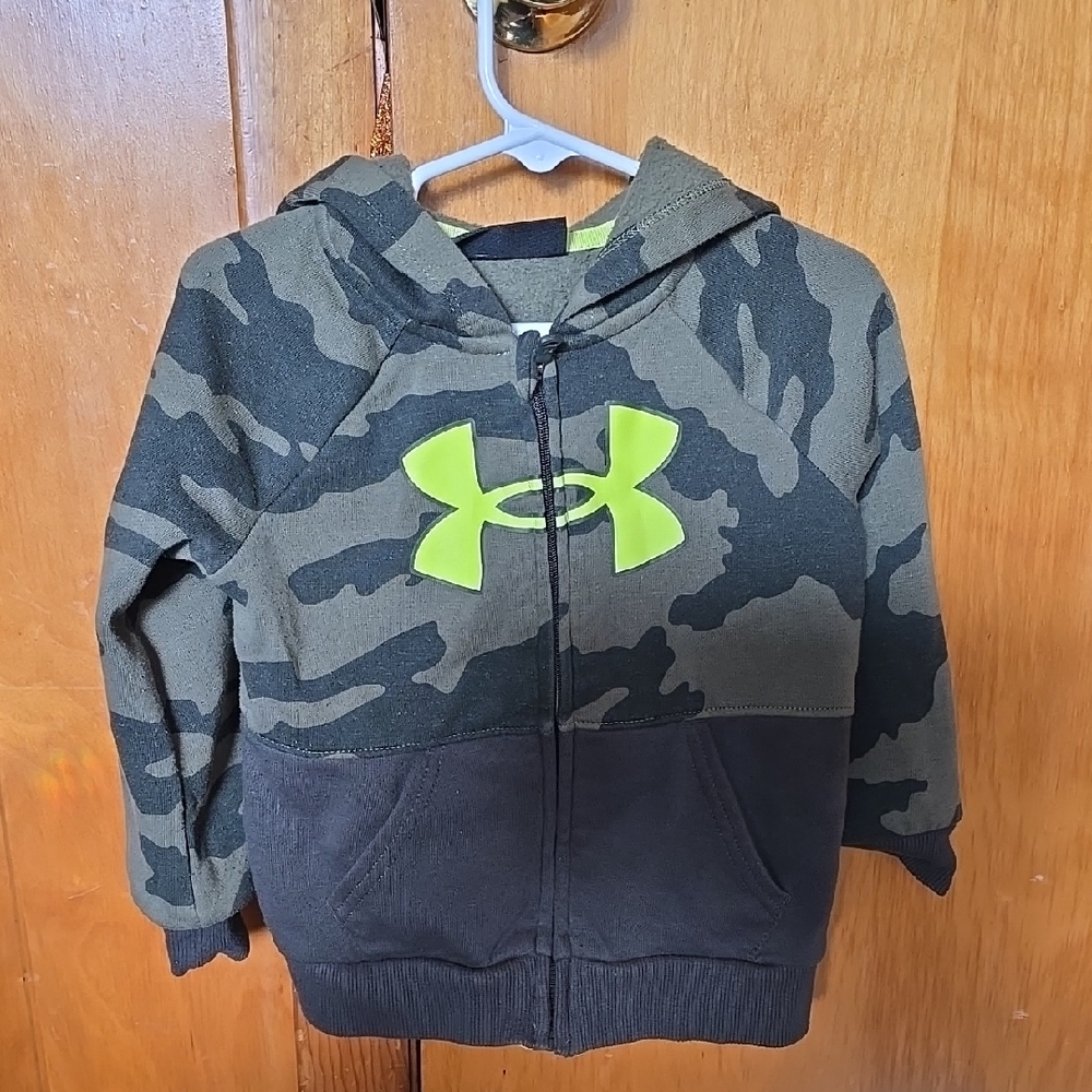 Under Armour Kids Camo Hoodie - Green Size 24 months